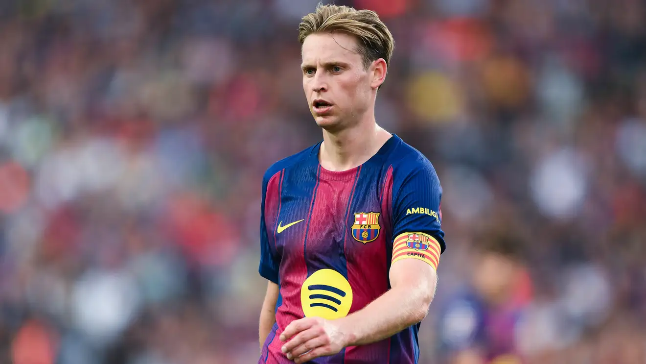 دي يونج يثير قلق برشلونة قبل الكلاسيكو