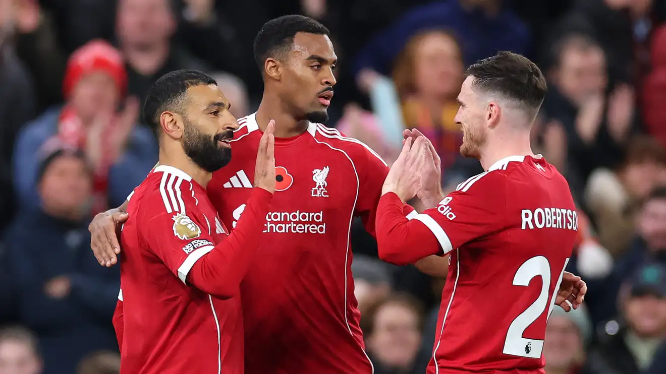 أرنولد بين البدلاء..محمد صلاح يتحدى مبابي في موقعة ليفربول وريال مدريد
