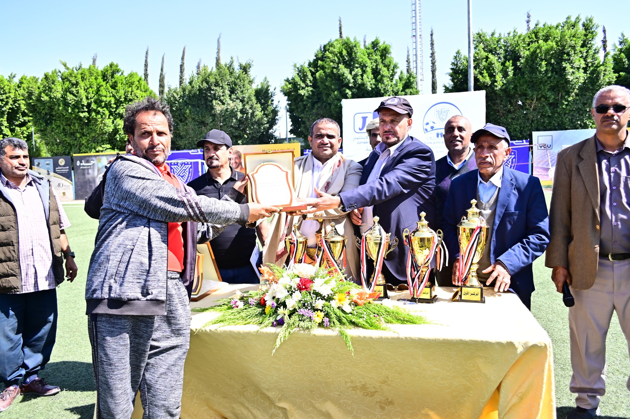 جمعان يكرم أبطال بطولة الفروسية الجامعية الأولى في الملتقى الشتوي السابع