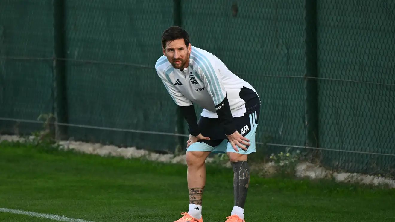 “قد أشاهده من المدرجات”.. ميسي يفتح باب الاعتزال قبل مونديال 2026
