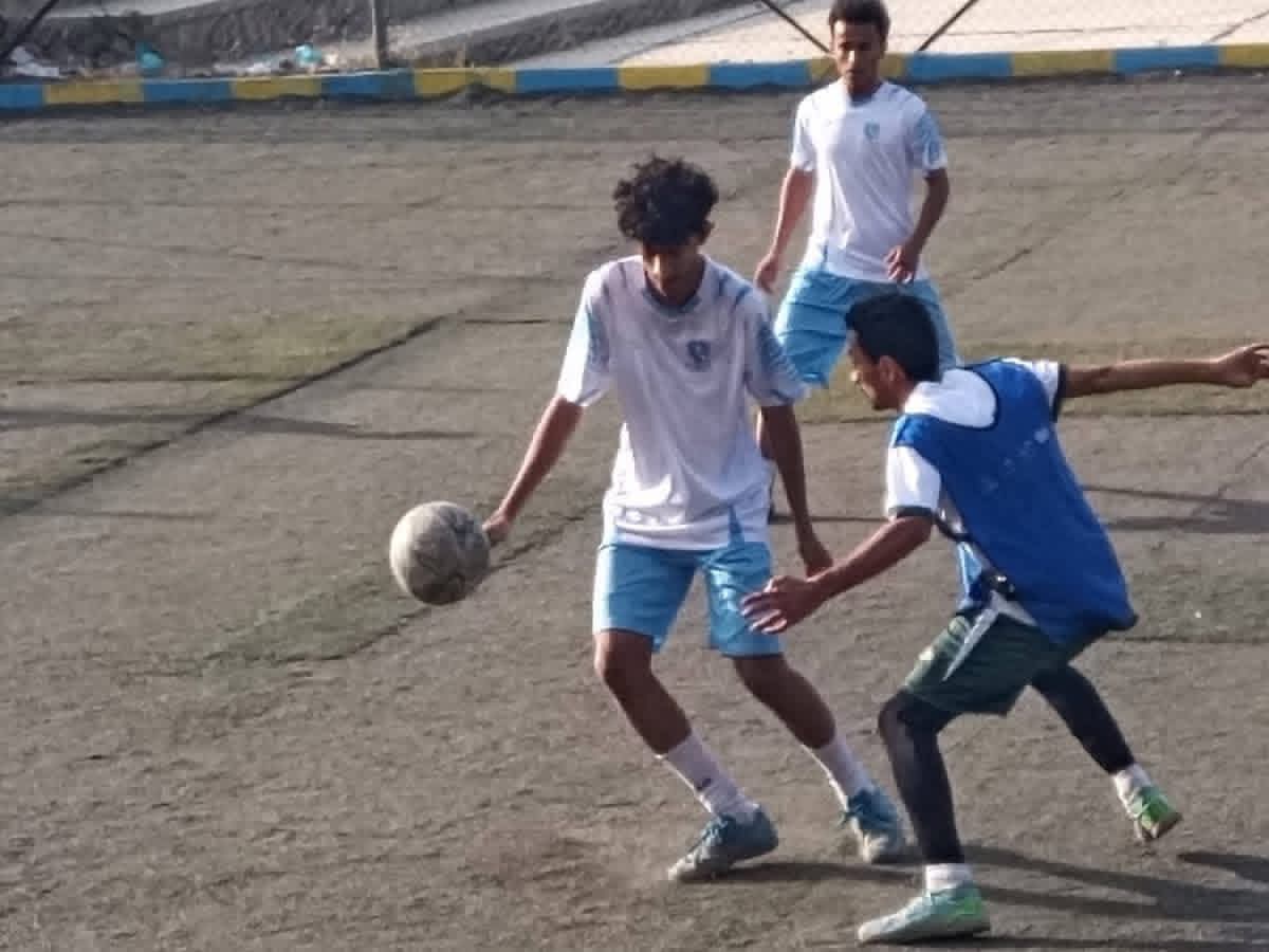 كلية العلوم التطبيقية تتجاوز الحقوق وفجر الامل يقصي الأصيل في بطولة جامعة تعز الكروية